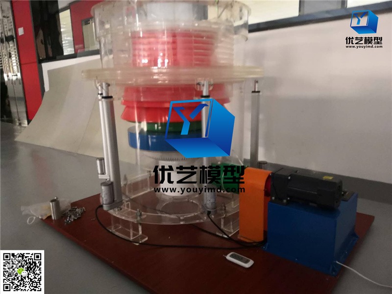 圓錐破碎機(jī)模型 圓錐破碎機(jī)模型